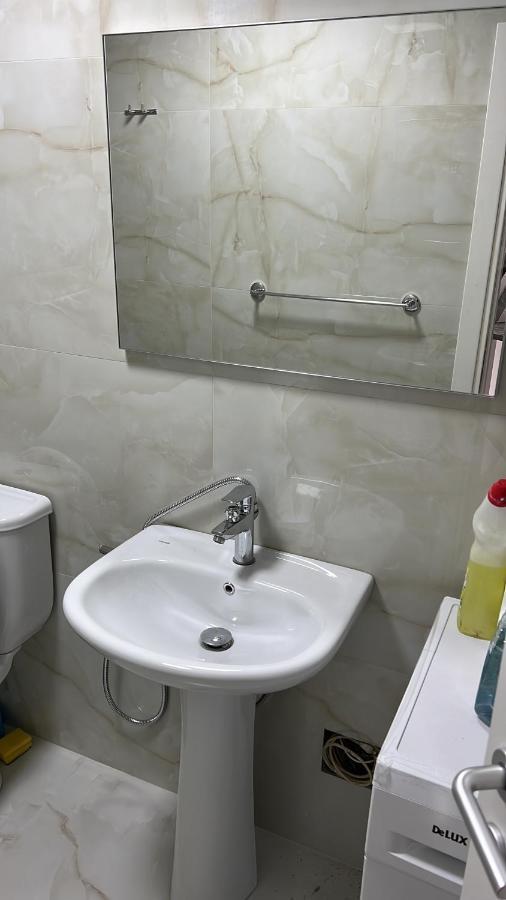 Hq Apartment In Center Tirana Exterior photo